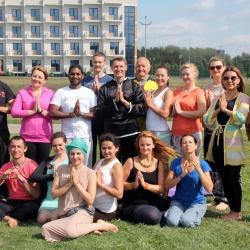 Йога, йога на Ленинском, yogasutra, yogasutraom, йога в москве, йога с мастерами из индии, тренер по йоге